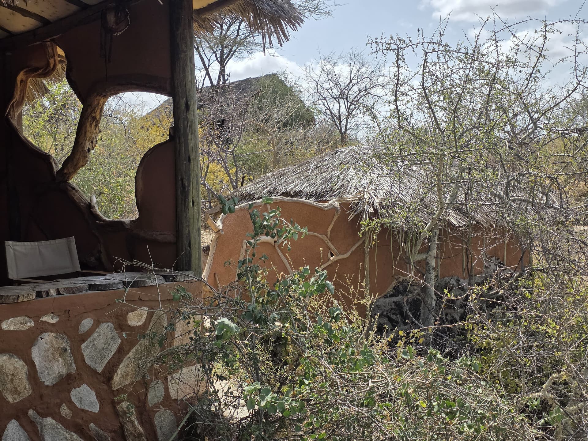 Bomas of Kenya / Karen Blixen